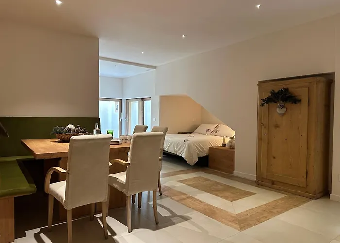 Alpine Rooms&Suites Livigno - Camana Noa -